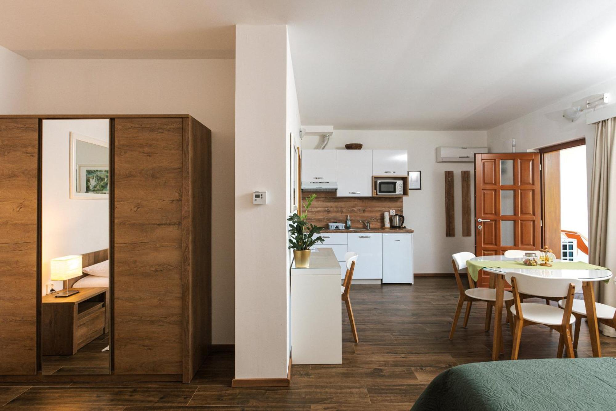 B&B Apartments Buric Plitvice Lakes Plitvička Jezera Kültér fotó
