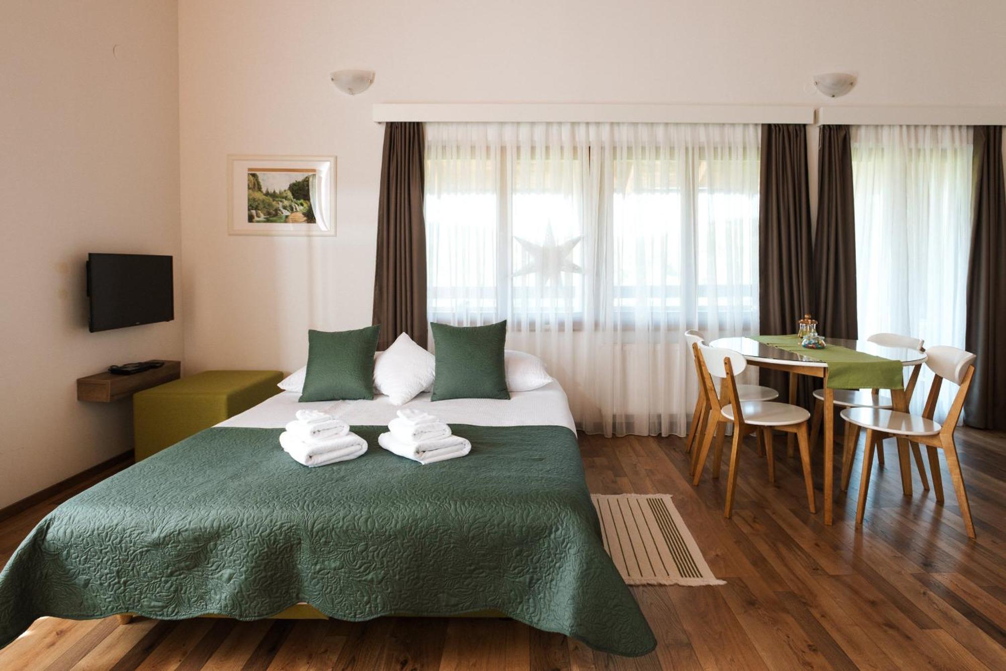B&B Apartments Buric Plitvice Lakes Plitvička Jezera Kültér fotó